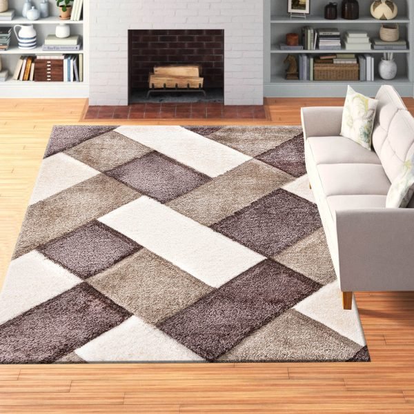 Orion geometric shaggy rug in Beige