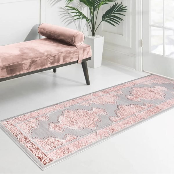 Sarina vintage floral rug in Pink