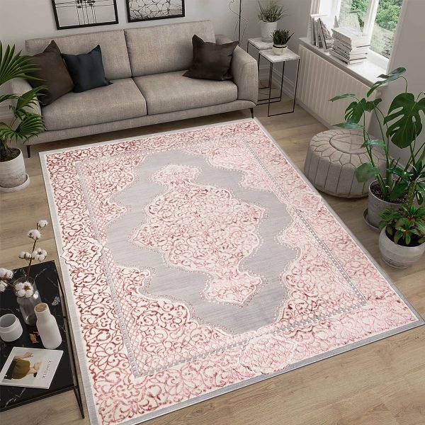 Sarina vintage floral rug in Pink