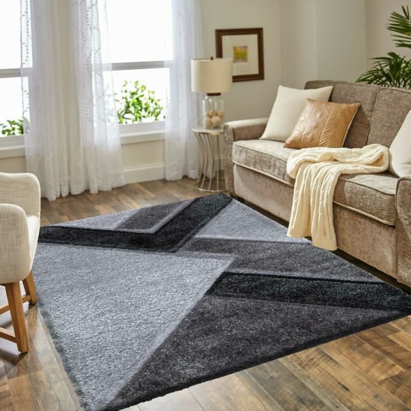Nova geometric shaggy rug in Silver Grey