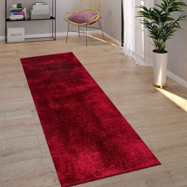 Yourk plain shaggy rug in Red