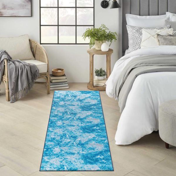 Marble effect rug in Blue