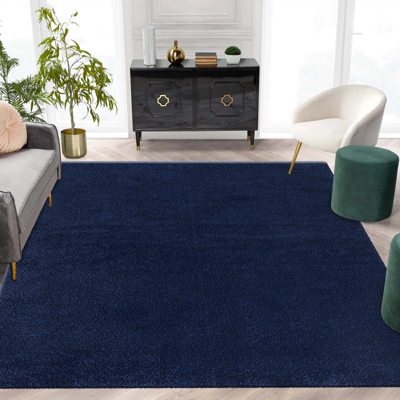 Alya solid rug in navy blue