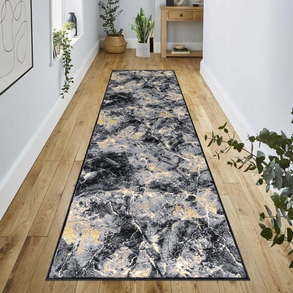 Marble effect rug in Ochre