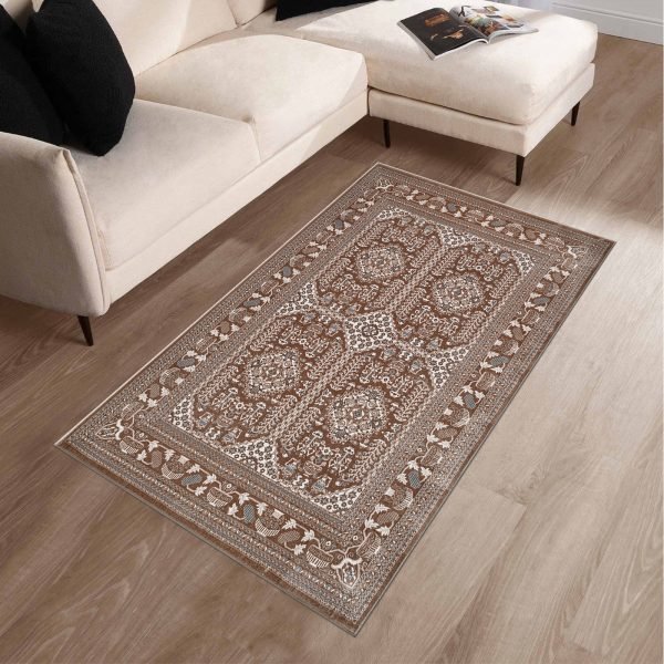 Zinat traditional rug in Beige