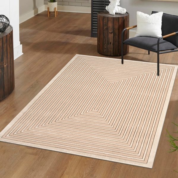 Nora geometric rug in Cream