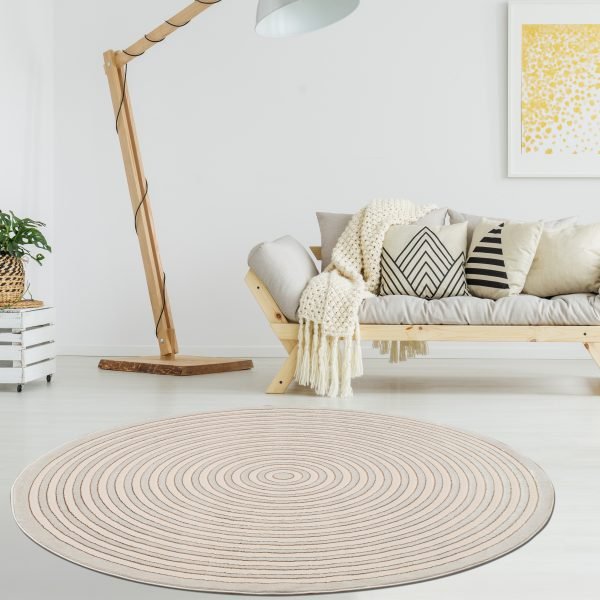 Nora geometric rug in Cream
