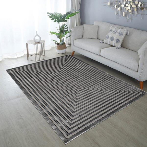 Nora geometric rug in Dark Grey
