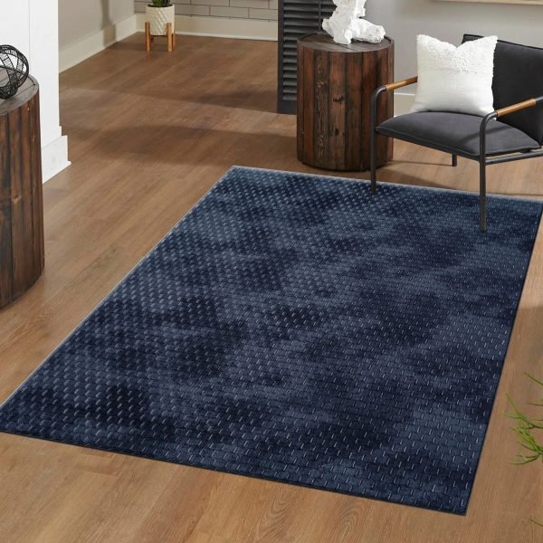 Mosaic geometric rug in Navy