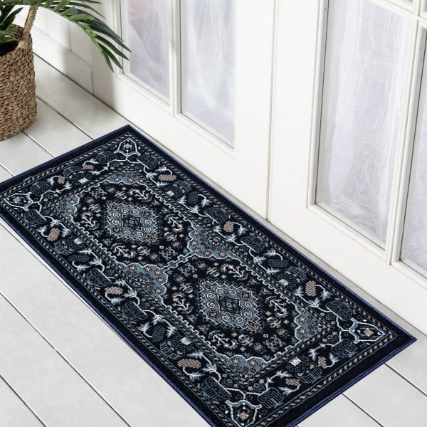 Zinat traditional rug in Navy