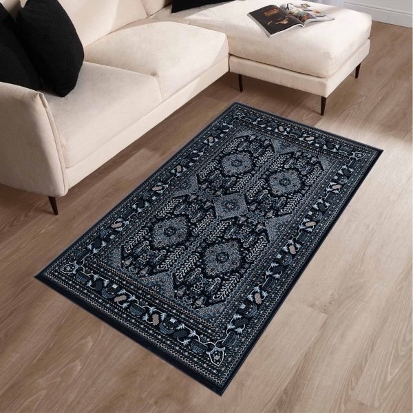 Zinat traditional rug in Navy