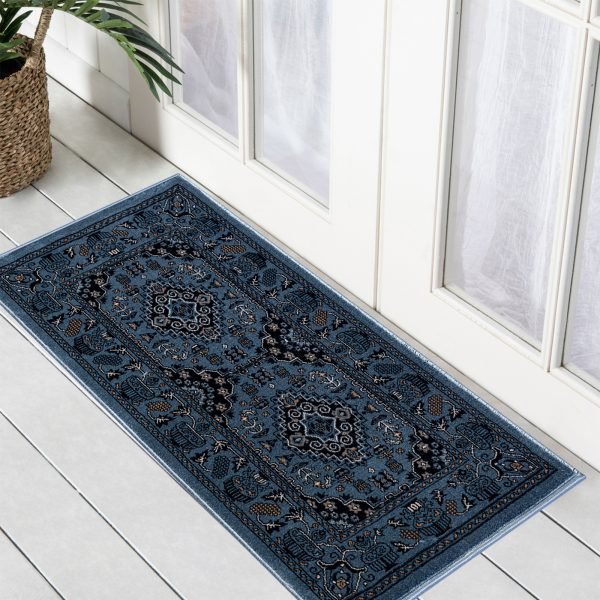 Zinat traditional rug in Turquoise
