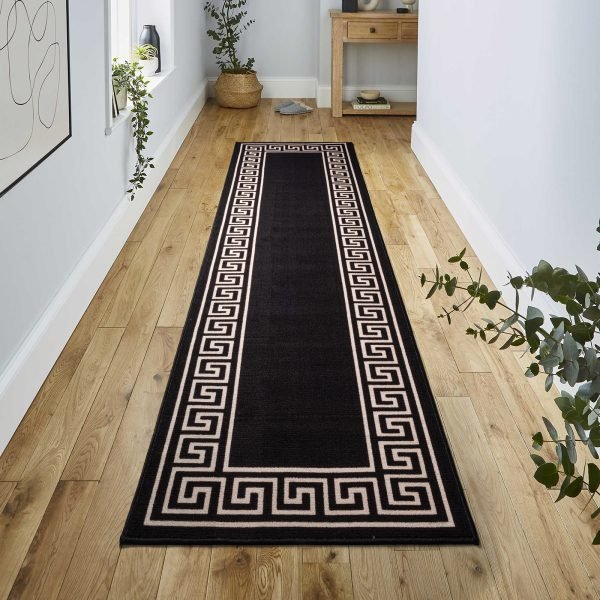 Greeky bordered rug in Beige Black