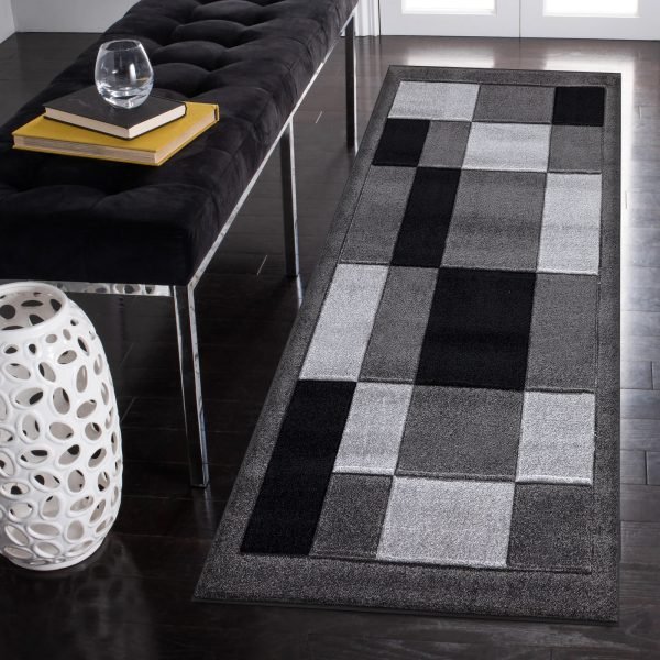 Havana geometric rug in Dark Grey