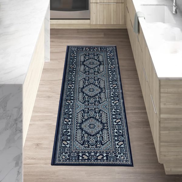 Zinat traditional rug in Navy
