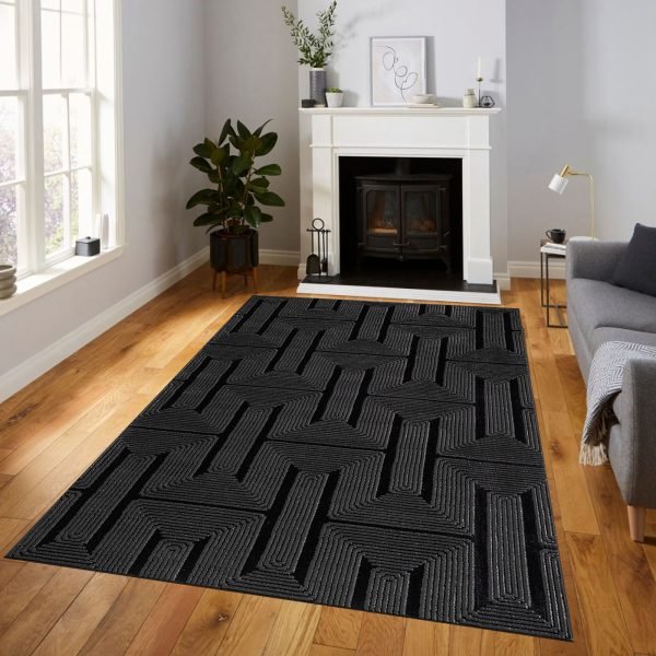 Luna geometric rug in Black