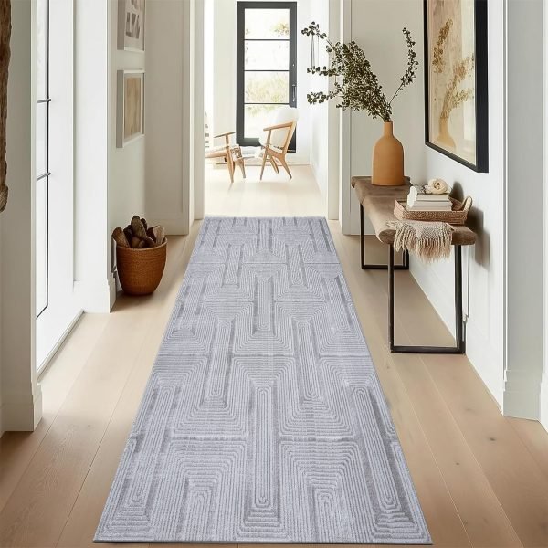 Luna geometric rug in Silver